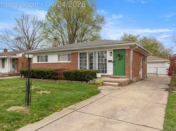 18266 Macarthur St, Redford, MI 48240