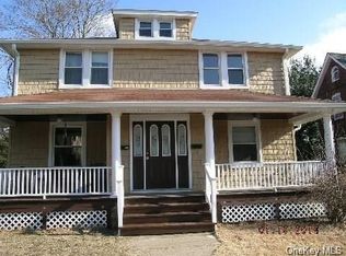 24 Prairie Ave, Suffern, NY 10901