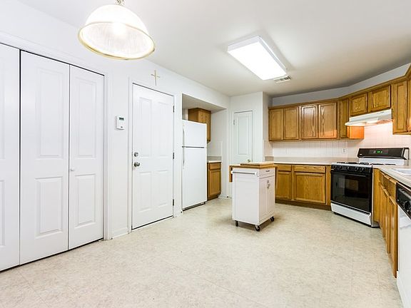 4th image of 12517 Zeller Ln