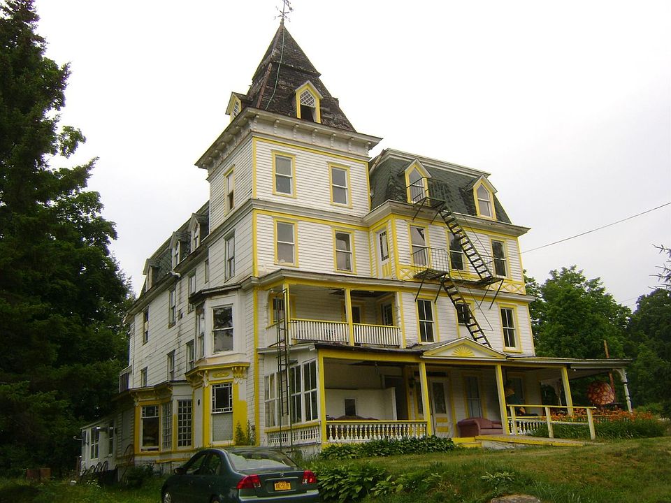 1st image of 7 Academy St