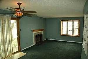 INTERIOR PHOTO