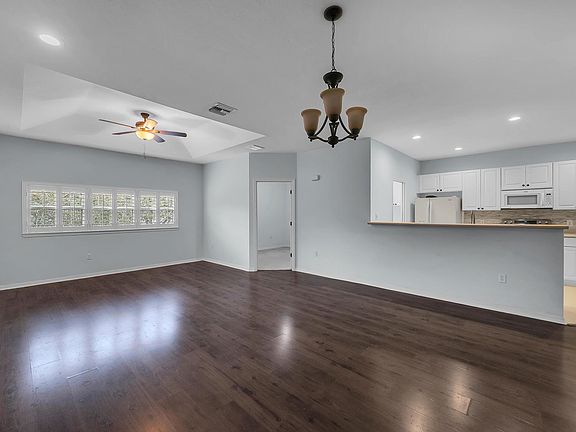 3rd image of 1880 Sandhill Crane Dr #D2
