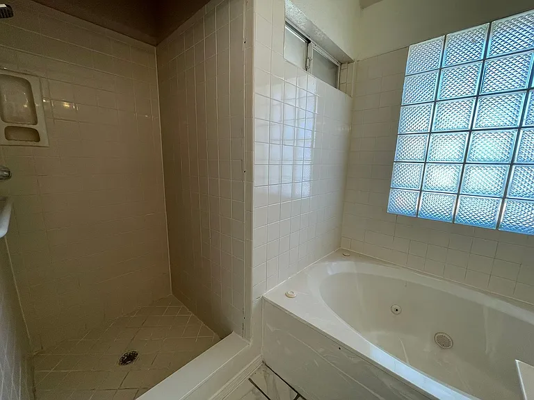 4304 Loma Alegre Dr — Photo 10