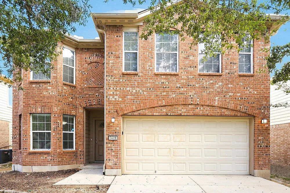 4 bed, 2.5 bath, 2319 sqft, $1,890 — Photo 1