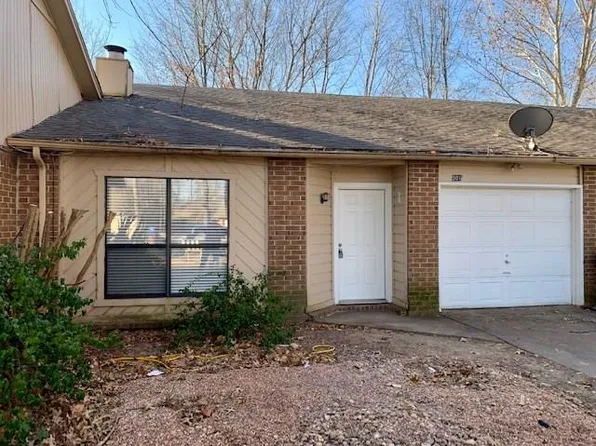 501 SW 11th St, Bentonville, AR