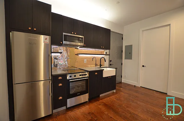 Rented by Brooklyn High Rise LLC | media 37