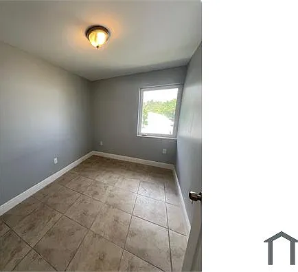 1955 NW 5th Pl #12 — Photo 17