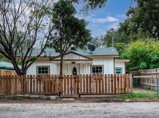311 W Cortinas St, Del Rio, TX 78840