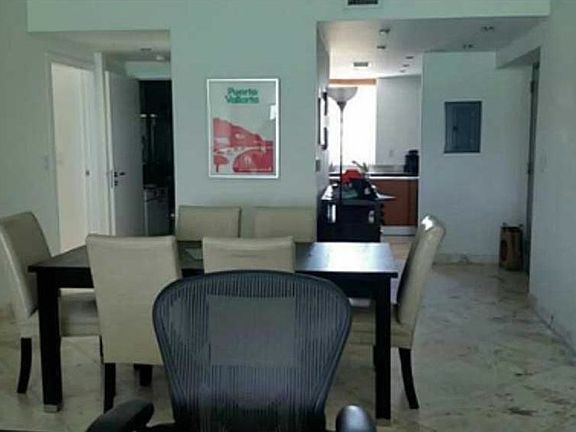 5th image of 520 W Avenue # Fl 9th