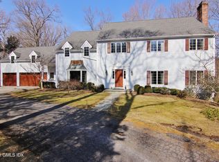 15 Crofts Ln, Stamford, CT 06903
