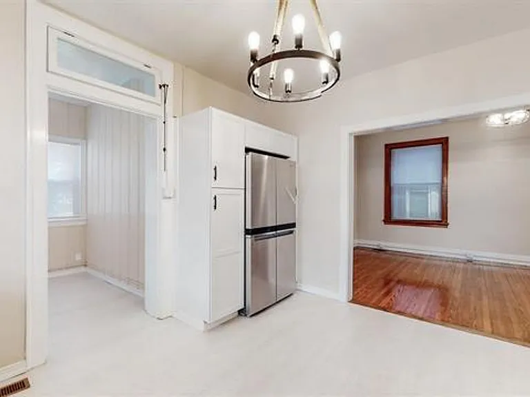 1507 Jefferson St — Photo 15