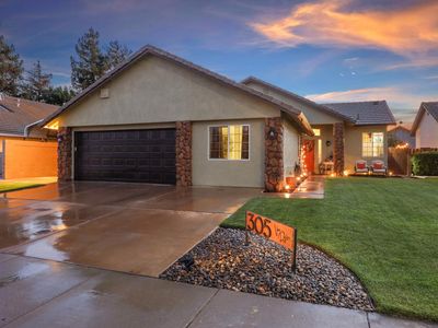 305 Van Dyken Way, Ripon, CA, 95366