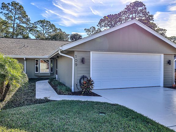 2nd image of 109 Golf Club Dr
