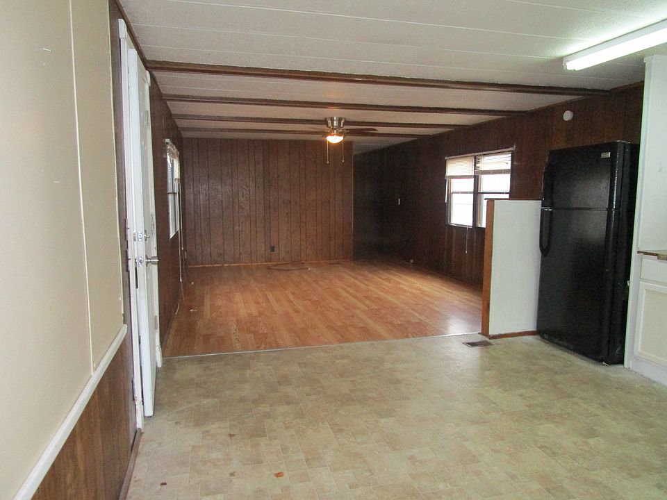 2nd image of 1908 E 19th St Lot E87