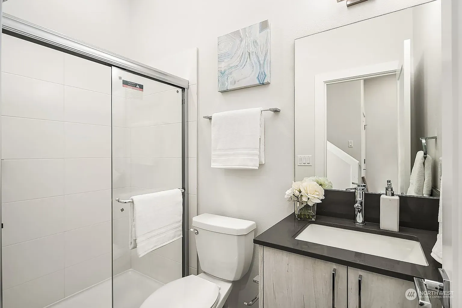 2 bed, 1366 sqft, $3,375 — Photo 2