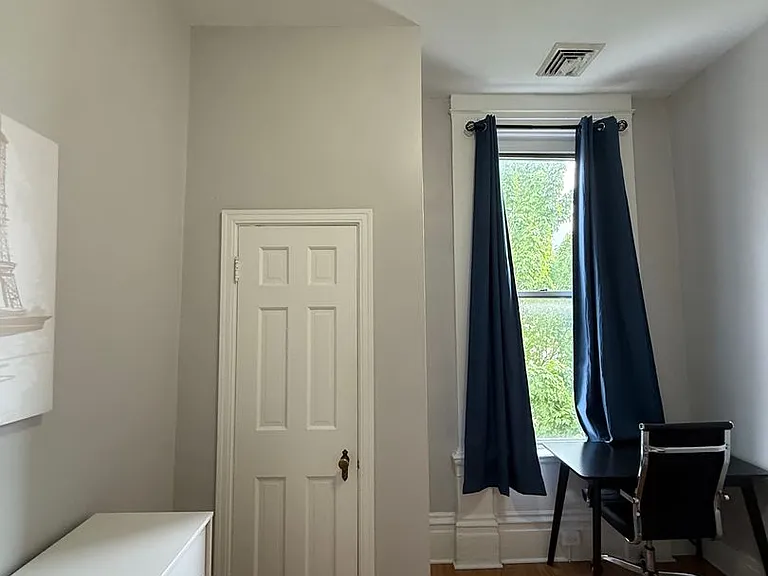 2134 East Carson Street — Photo 27