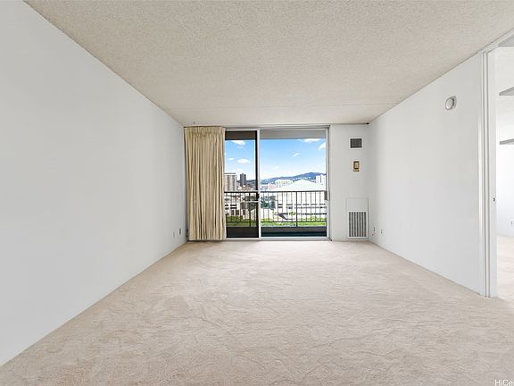 5th image of 400 Hobron Ln APT 1208