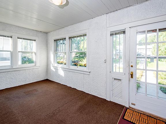 5th image of 5119 Thomas Ave S