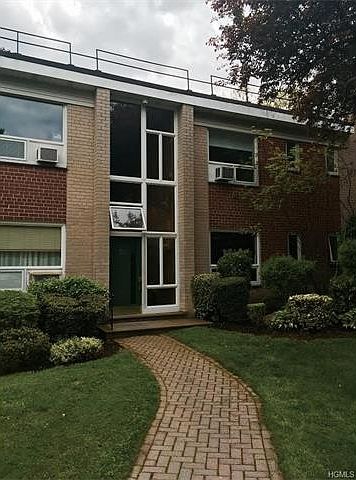 1st image of 10 Channing Pl APT 2R