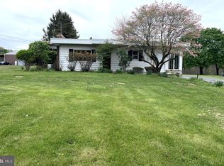 71 W Second Mountain Rd, Pottsville, PA 17901