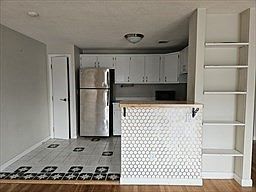 5th image of 80 Main St APT 21