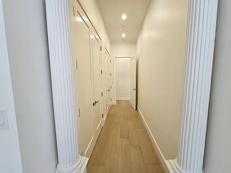 360 Jefferson Ave #Penthouse 1 — Photo 16
