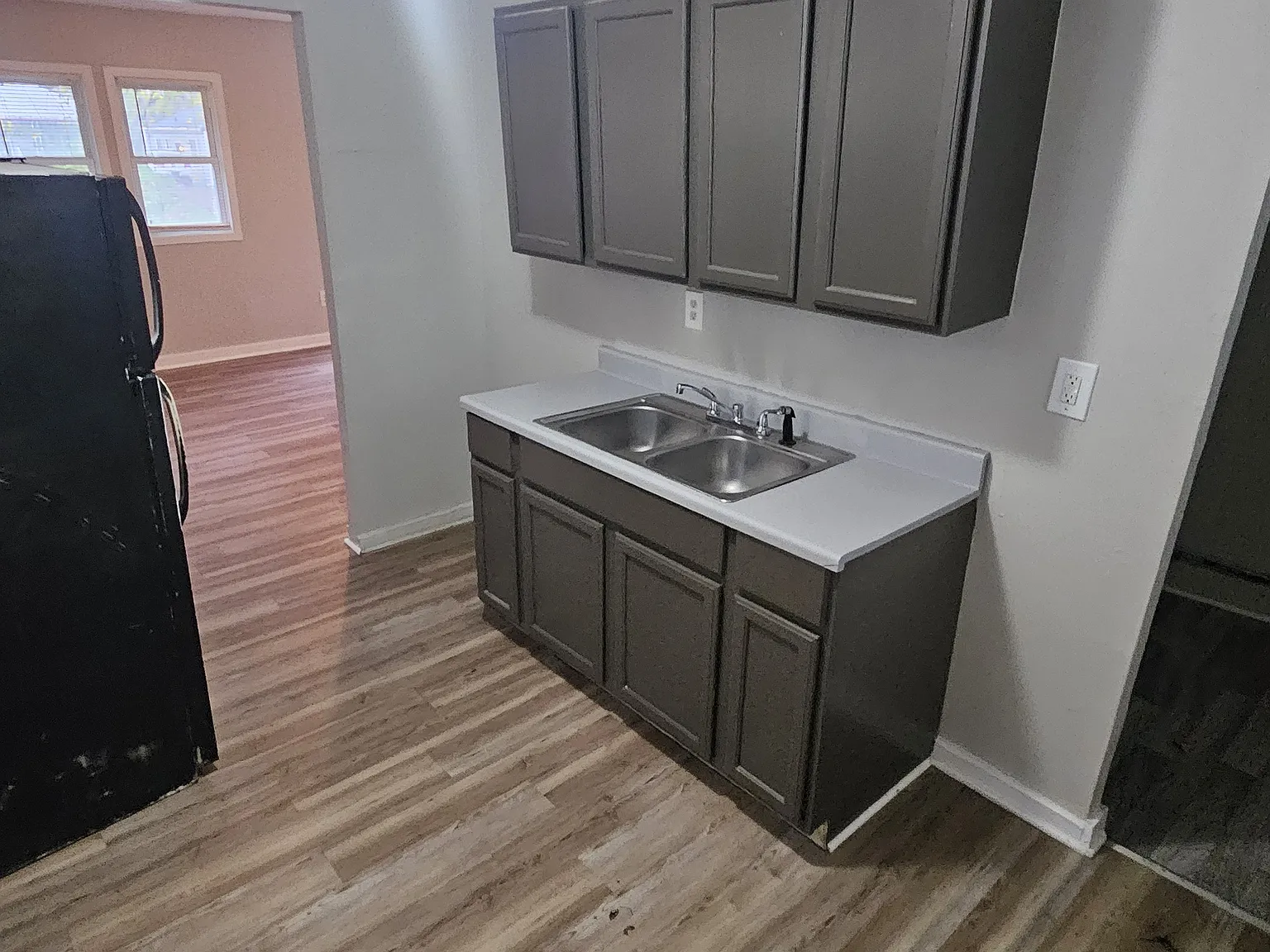 2 bed, 725 sqft, $1,100 — Photo 4