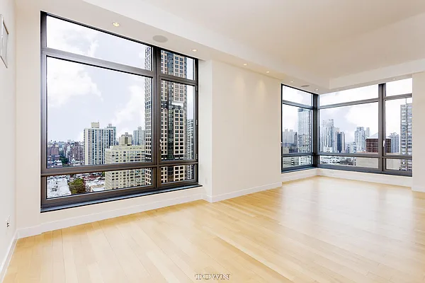 Rented by Town Residential | media 17