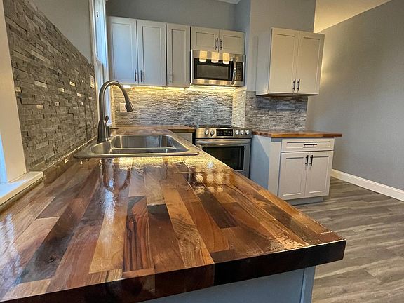 3rd image of 9 Kent St #1