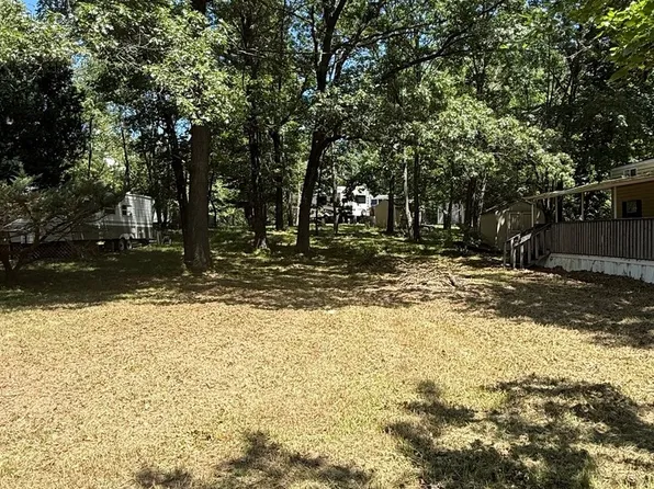 2-114 Woodhaven Lakes, Sublette, IL 61367