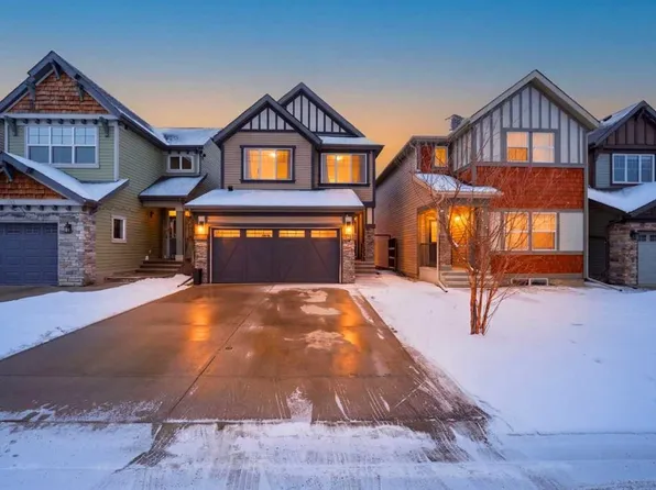 119 W Skyview Point Cres NE, Calgary, AB T3N 0M2