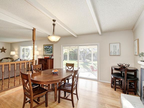 5th image of 1201 Oak Ave