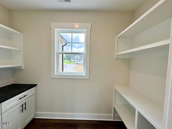 4th image of 5570 Martys Ct