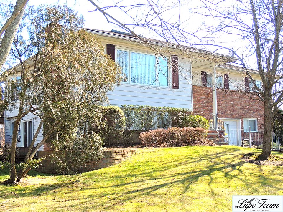 1st image of 296 Continental Dr