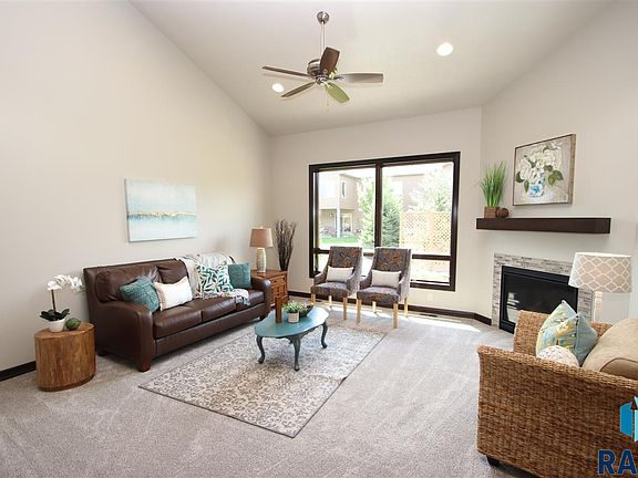 5th image of 7307 Grand Arbor Ct