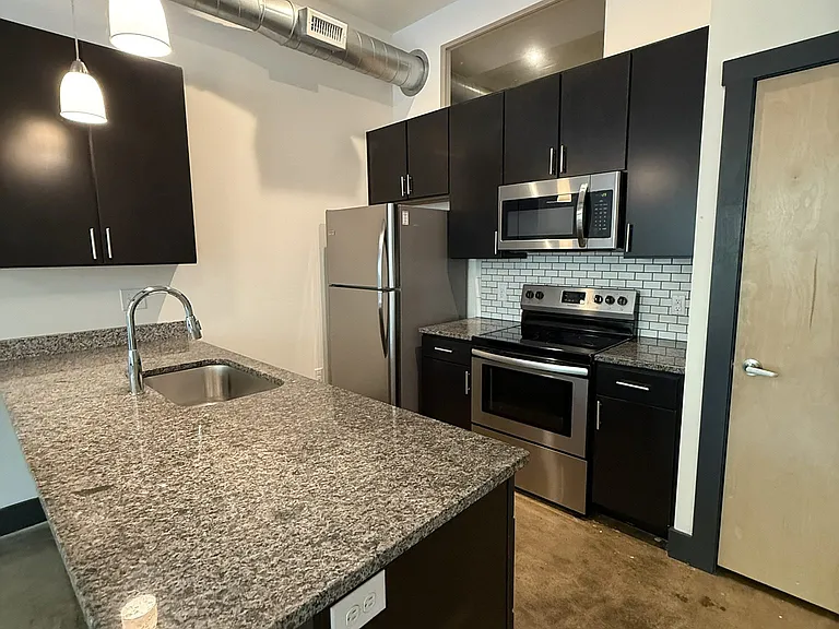 Fording Flats - All Utilities Included — Photo 17