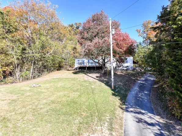 3322 Dulaney Rd, Mosheim, TN 37818