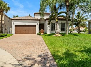 5168 SW 157th Ave, Hollywood, FL 33027