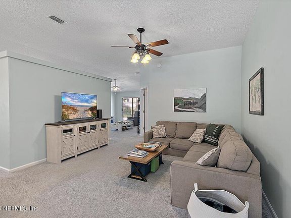 4th image of 11936 BLUE SPRUCE Court