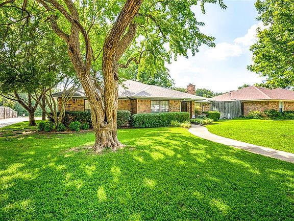 2nd image of 2116 Westbrook Dr