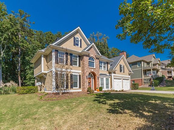 2nd image of 9824 Forest Hill Dr