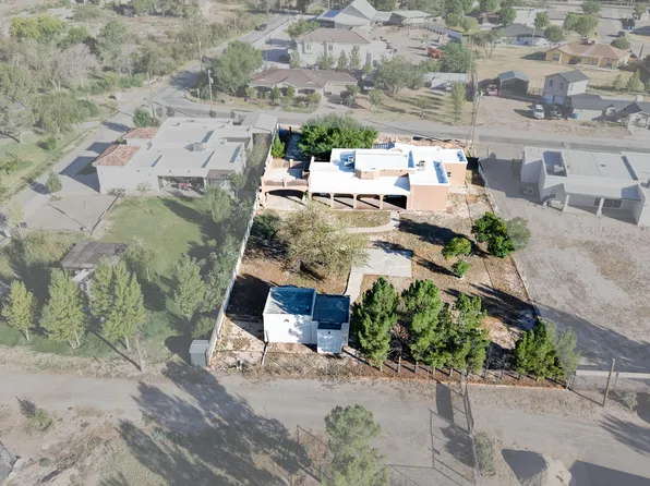 209 Williams St, Clint, TX 79836
