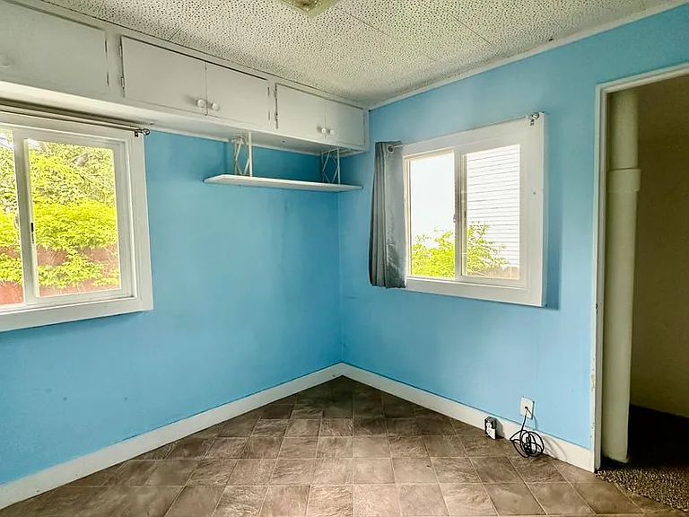 825 Carolina St — Photo 5