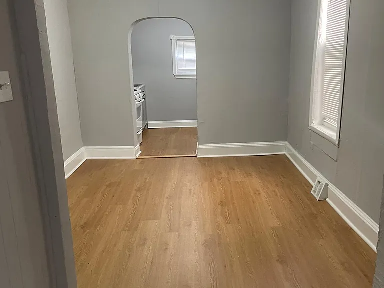 4436 N Gratz St — Photo 4