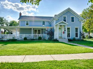 434 Cook St, Lake Geneva, WI 53147