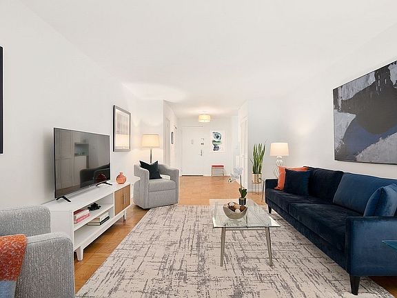 4th image of 16 W 16th St APT 2TS