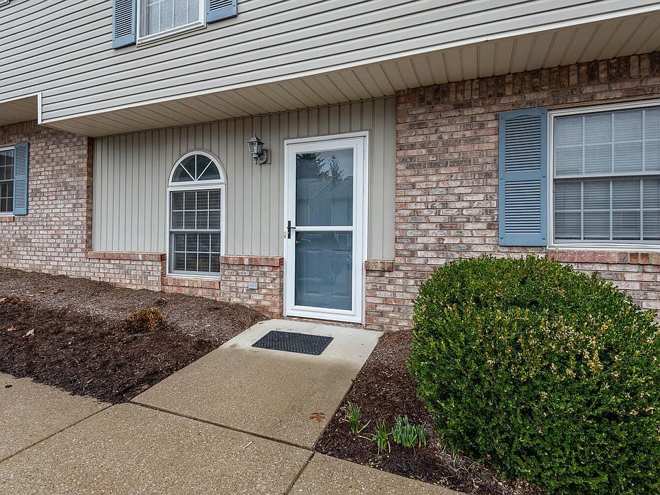 1st image of 882 E Sherwood Hills Dr