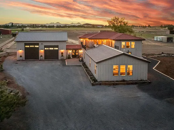 24166 Dodds Rd, Bend, OR 97701