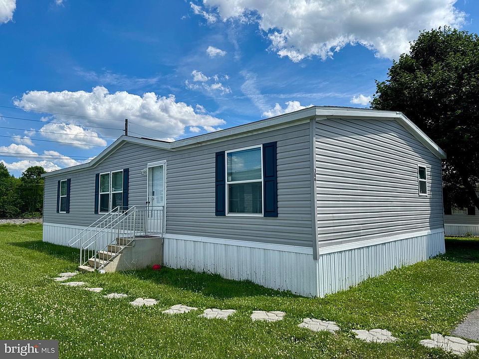 1st image of 386 Royal Crest Dr