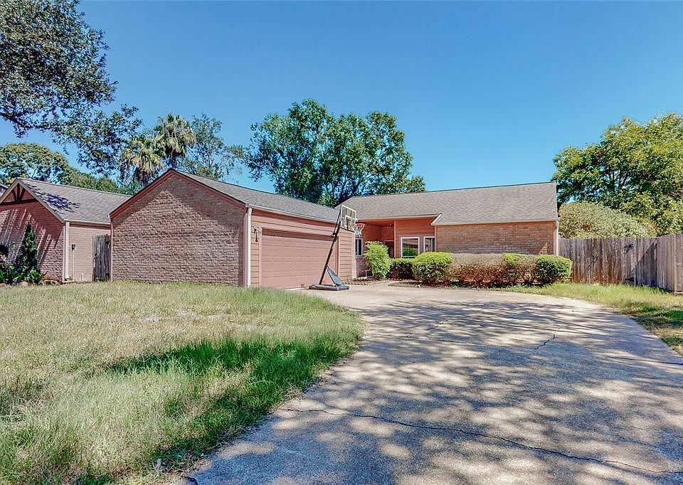 1st image of 15510 Stoney Fork Dr